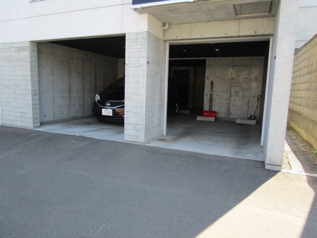 北海道札幌市東区北十条東２丁目 駐車場