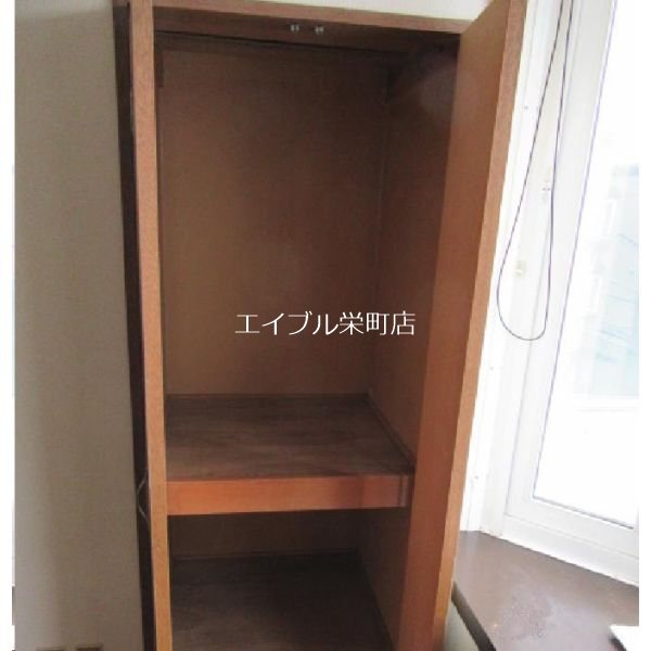 北海道札幌市東区北二十七条東１２丁目 収納