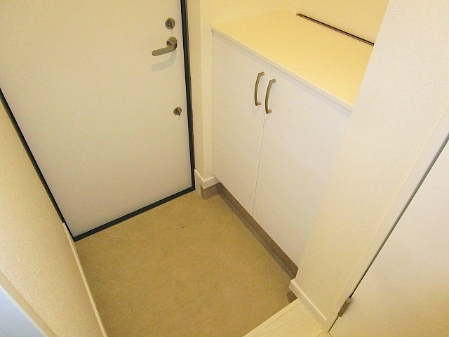 北海道札幌市東区本町一条４丁目 玄関