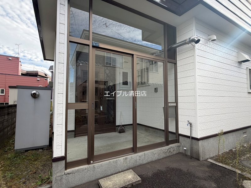 里塚1-2　戸建 エントランス