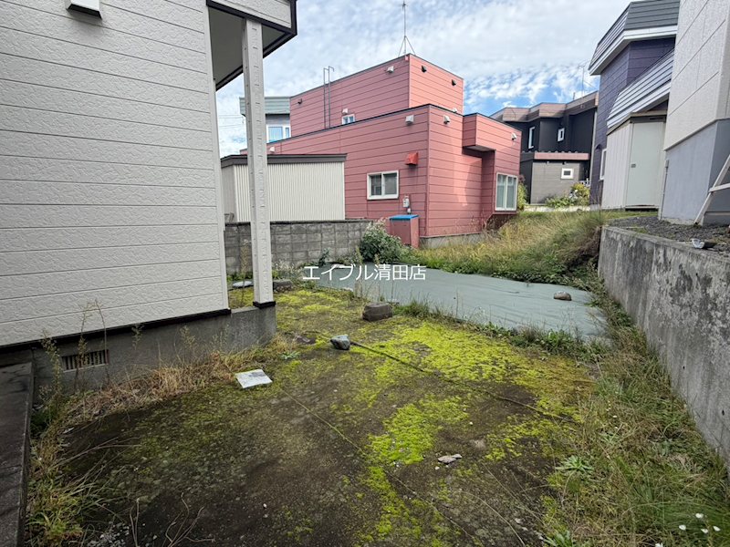里塚1-2　戸建 庭