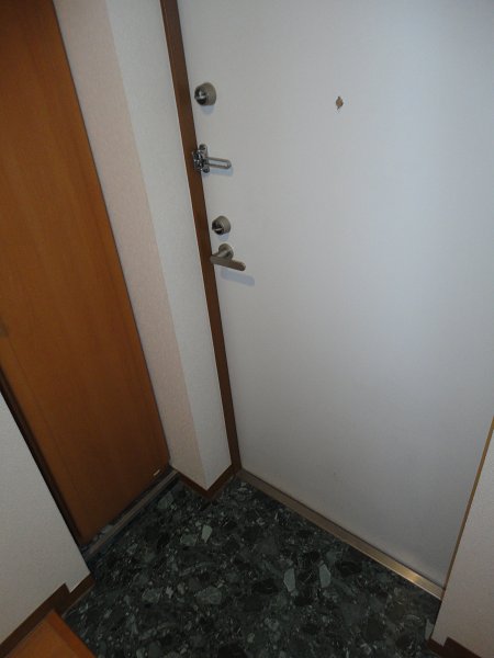 ボナール・A 玄関