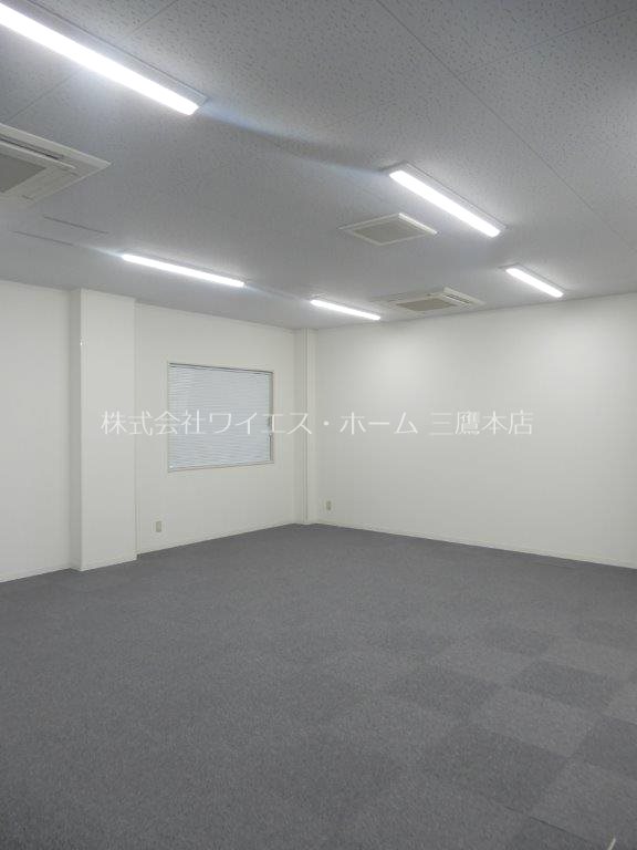 三鷹第一ビル　アネックス リビング