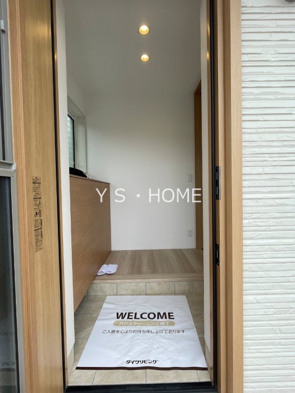 国立市谷保戸建 玄関