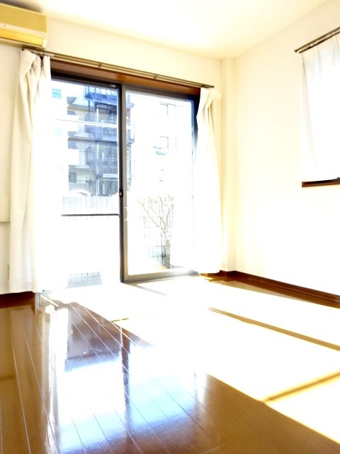 ベッドルーム