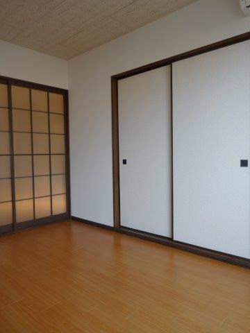 ベッドルーム