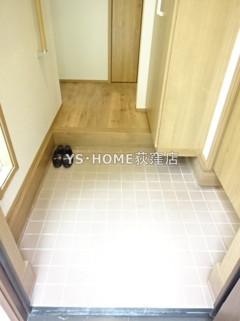 善福寺3丁目戸建賃貸住宅  玄関