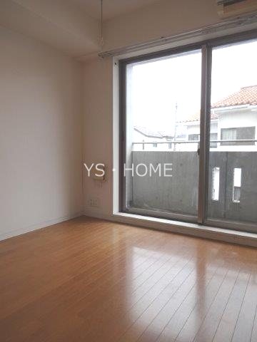 JINAI RESIDENCE ベッドルーム