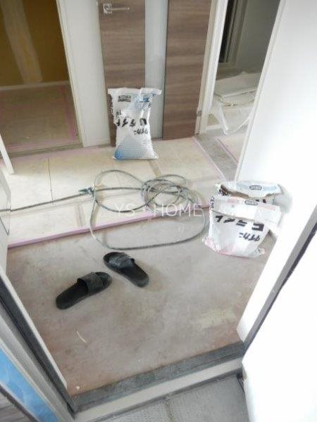 D-ROOM下連雀 玄関