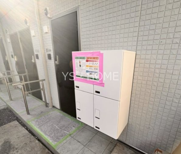 セレスティア中町 玄関
