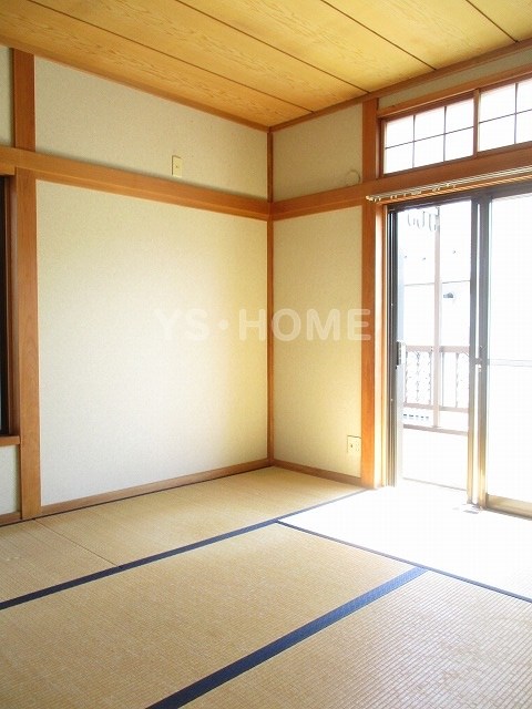 立野町貸家 ベッドルーム
