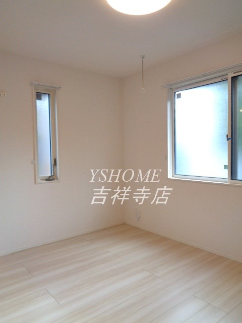 その他33