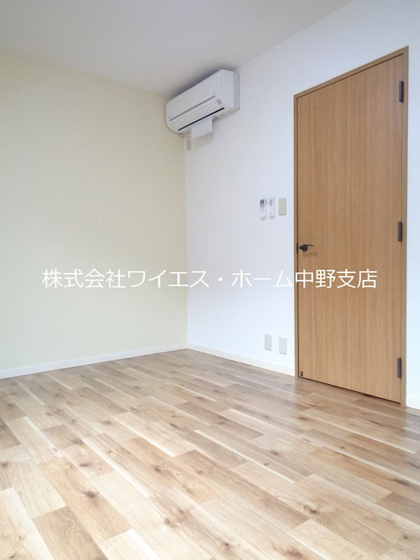 アイリスハウス リビング