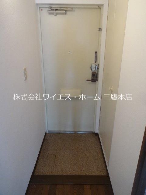 ヴィラフィーネ 玄関