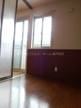 ベッドルーム
