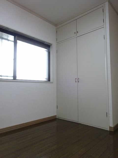 ベッドルーム