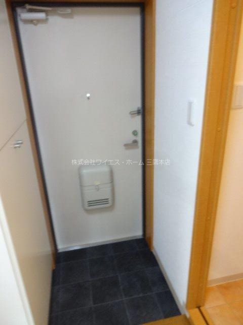 ベルベデーレ三鷹 玄関
