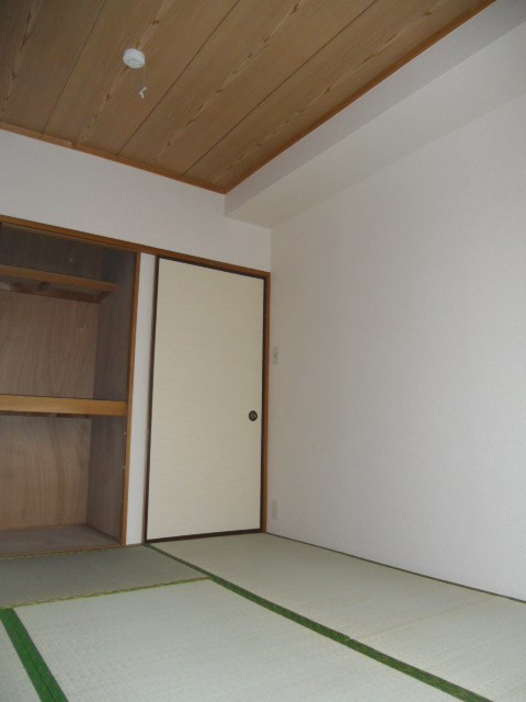 ベッドルーム
