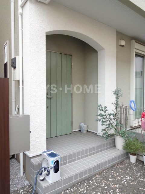 下井草３丁目戸建 玄関