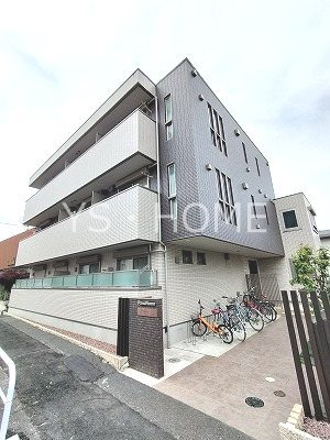 アンテリュール  外観