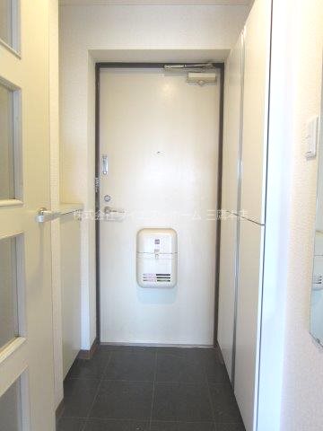 清水マンション 玄関