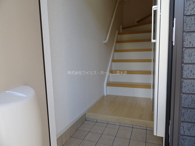 エスポワール深大　B 玄関