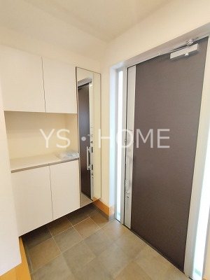井の頭4丁目戸建 玄関