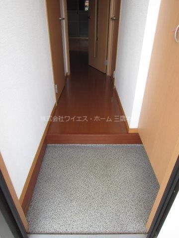 ベルデュール小金井 玄関