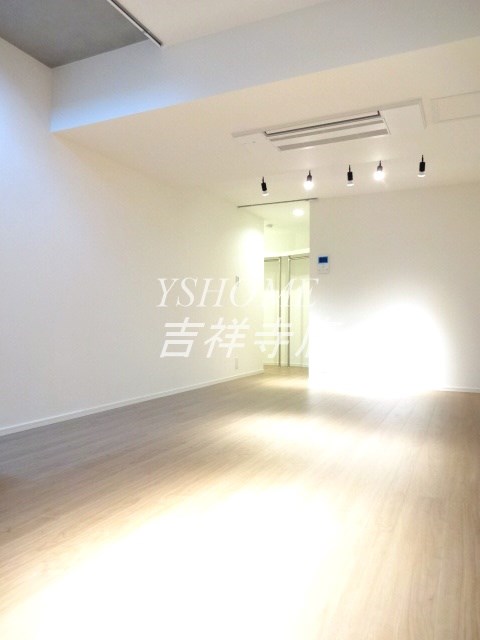 KDXレジデンス吉祥寺   ベッドルーム