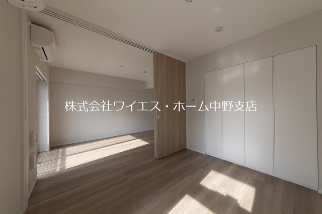 ベッドルーム