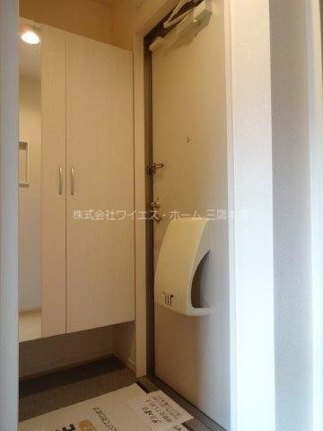 クレールローズ 玄関