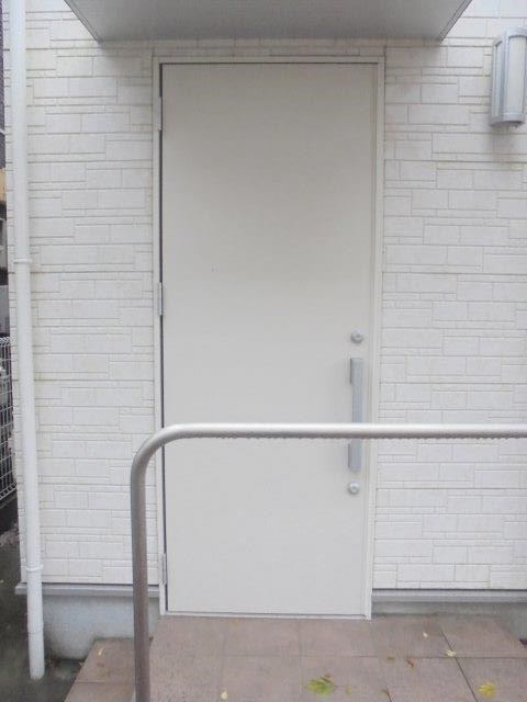 野崎2-15戸建   玄関