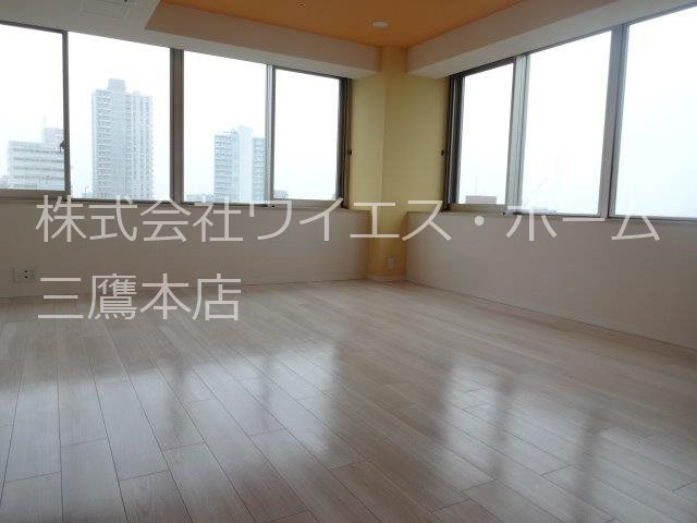 武蔵野タワーズスカイゲートタワー  リビング