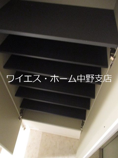 その他11