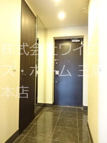 ザ・パークハウス武蔵野中町 玄関