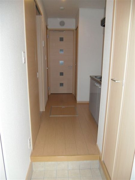 ミモザ 玄関