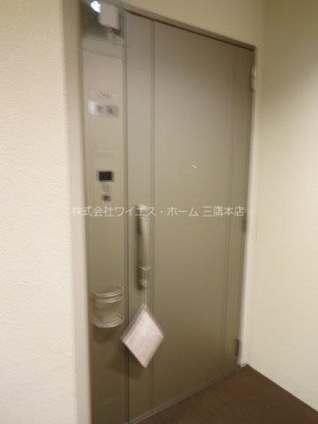 イトーピア武蔵野ブランマーク 玄関