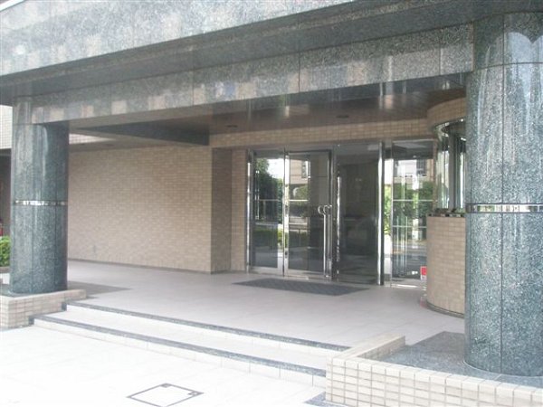 パークコート小金井 玄関