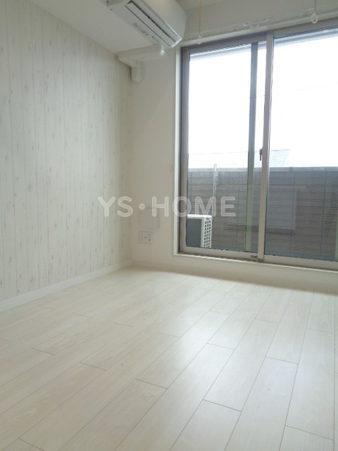 My place リビング