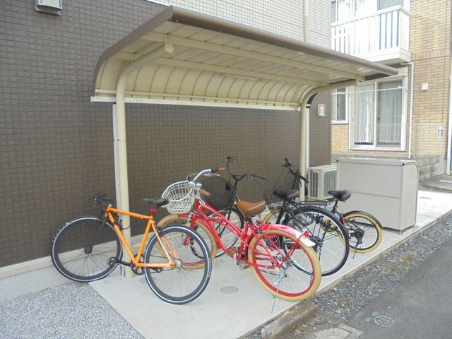 ウィット　オザキ  その他8