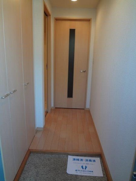 シャーメゾンハイジ  玄関