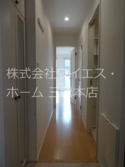 ラグージュ武蔵野  玄関