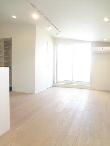 その他12