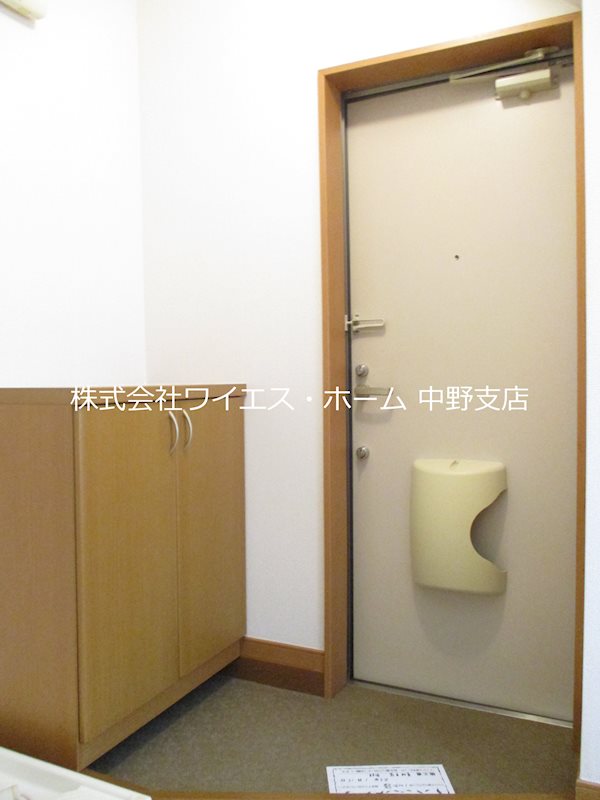 アニスAOBA 玄関