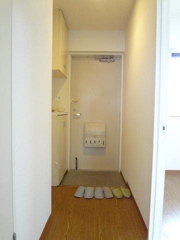 コスモ三鷹台　 玄関