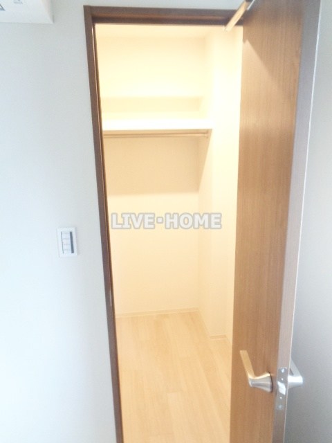 その他32