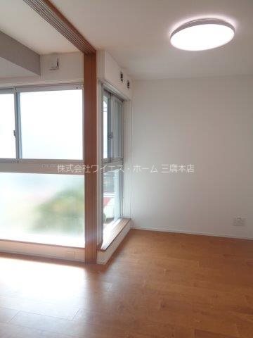 ＮＯＺＯＭＩＯ吉祥寺 リビング