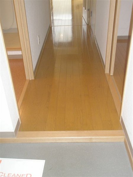 リメール三鷹 玄関