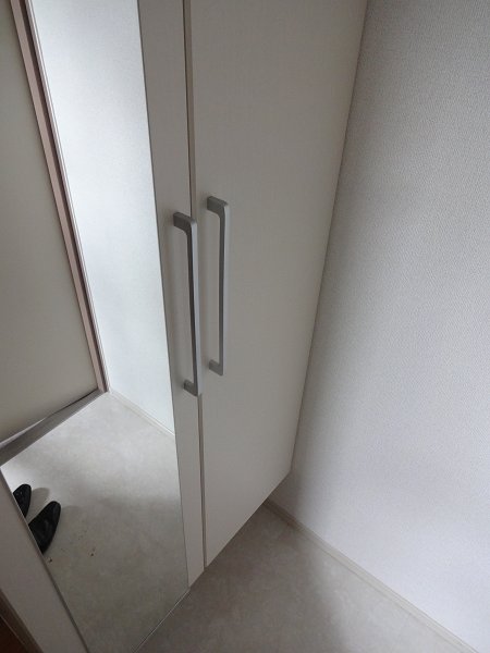 ヴェルパシオ　　 玄関