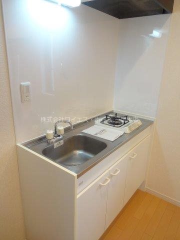 ＨＯＵＳＥしゅんざん  キッチン